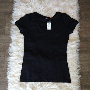 Black Tee